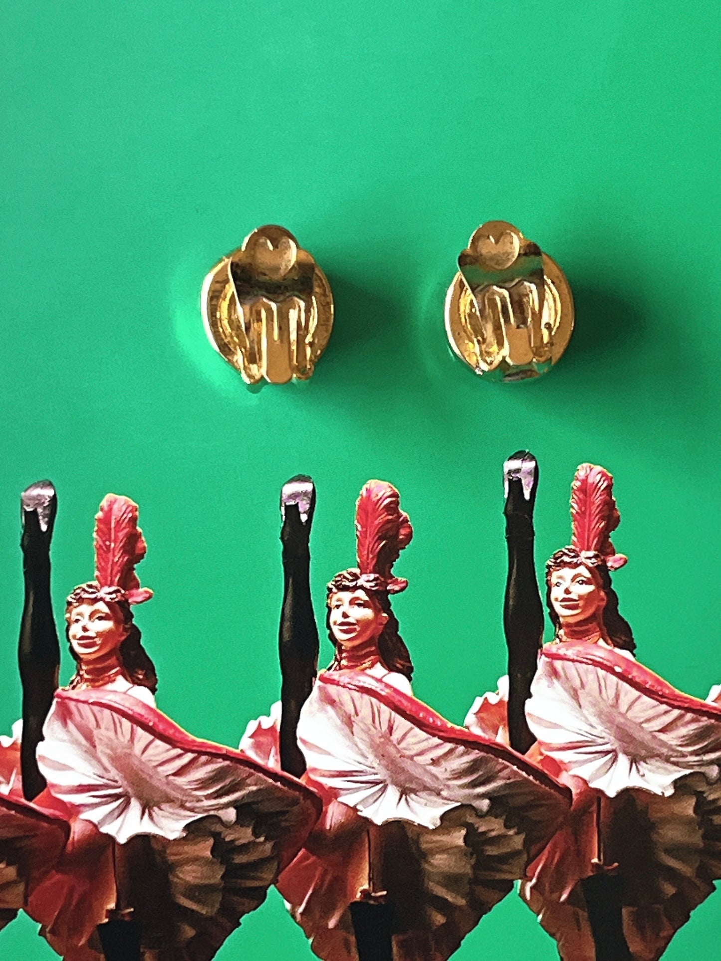vintage pink × golden earrings