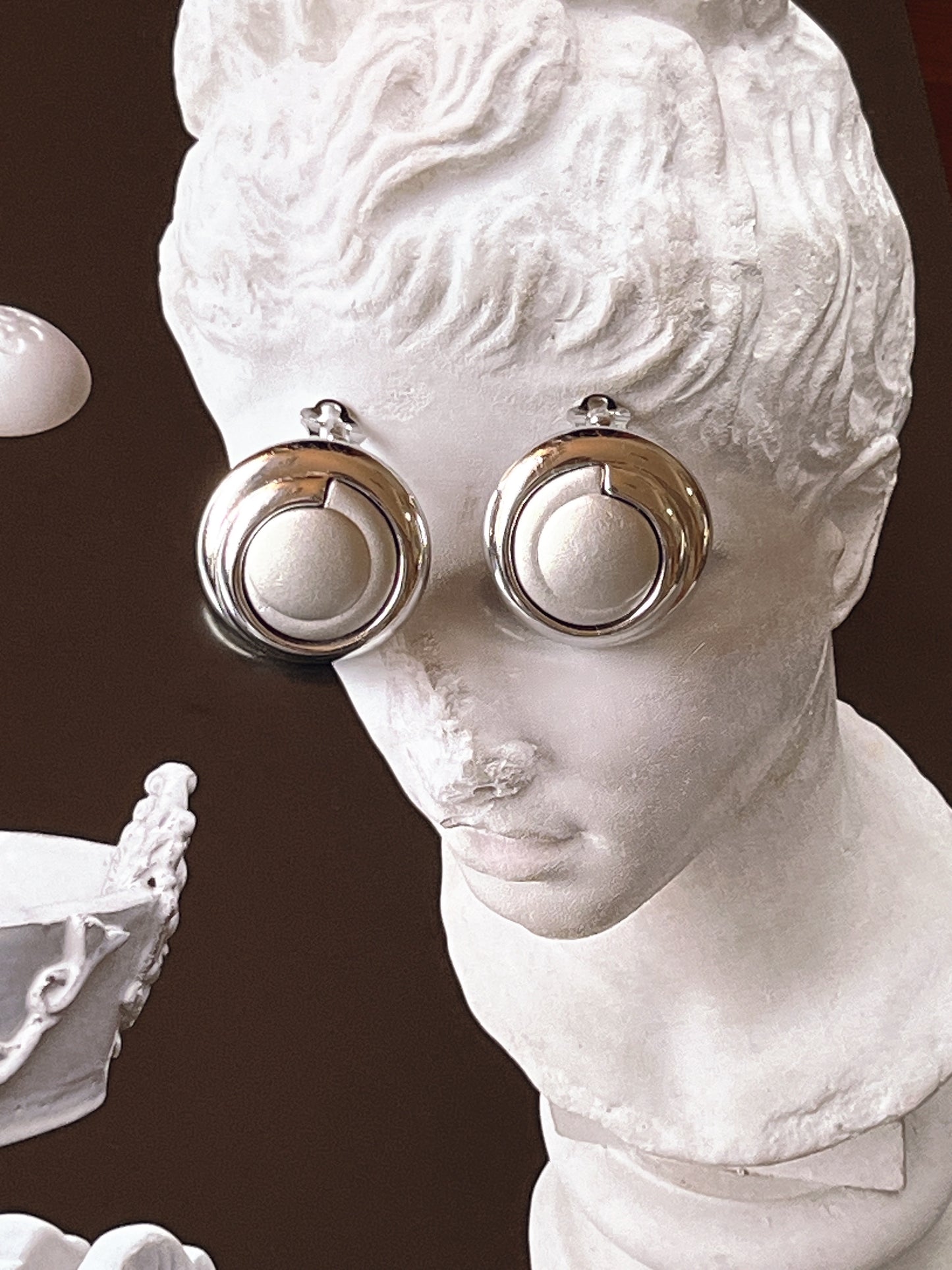 Nina Ricci earrings