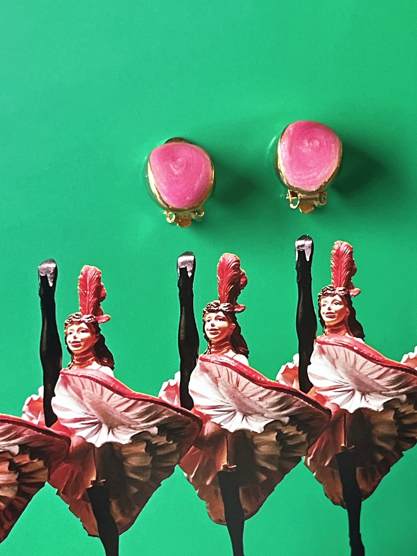 vintage pink × golden earrings