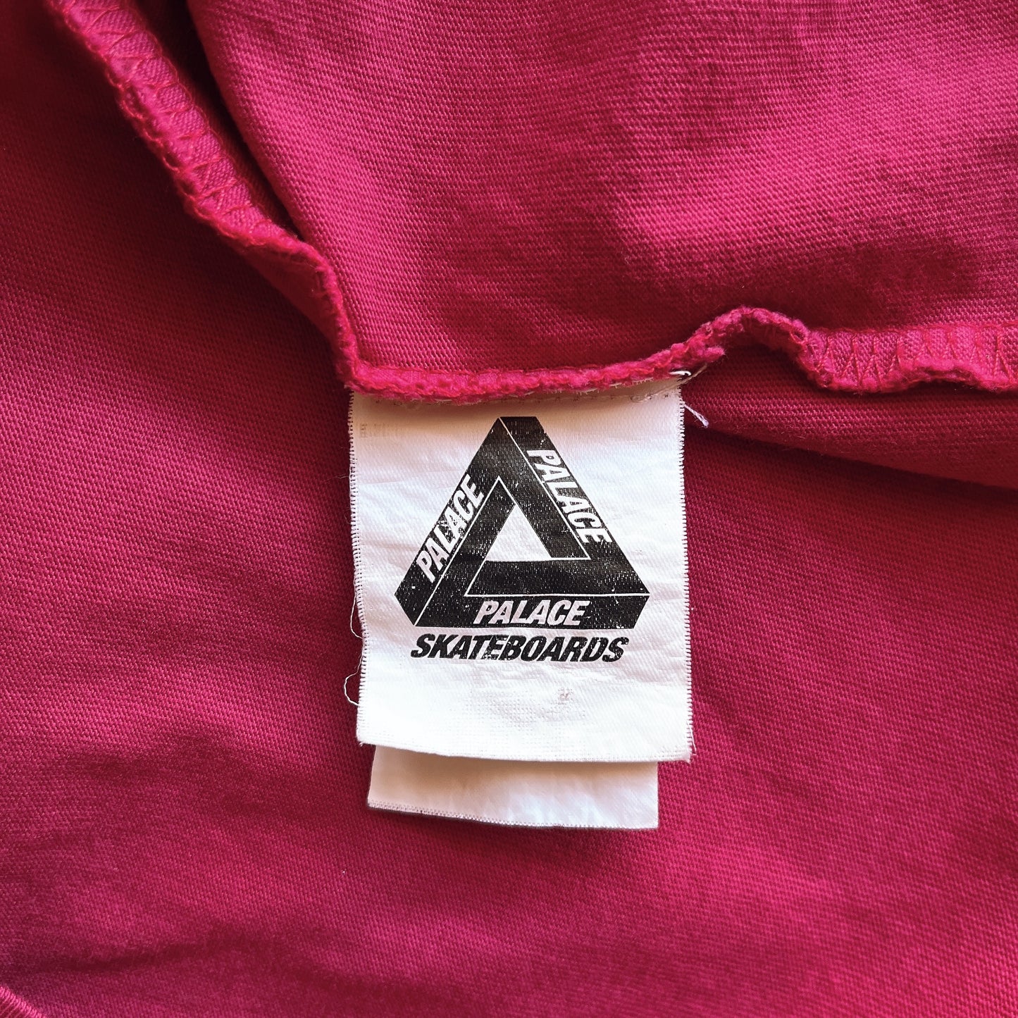 PALACE unicorn t-shirt