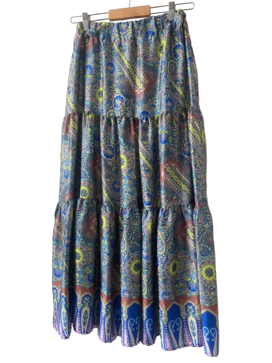 Italy made paisley long flare skirt