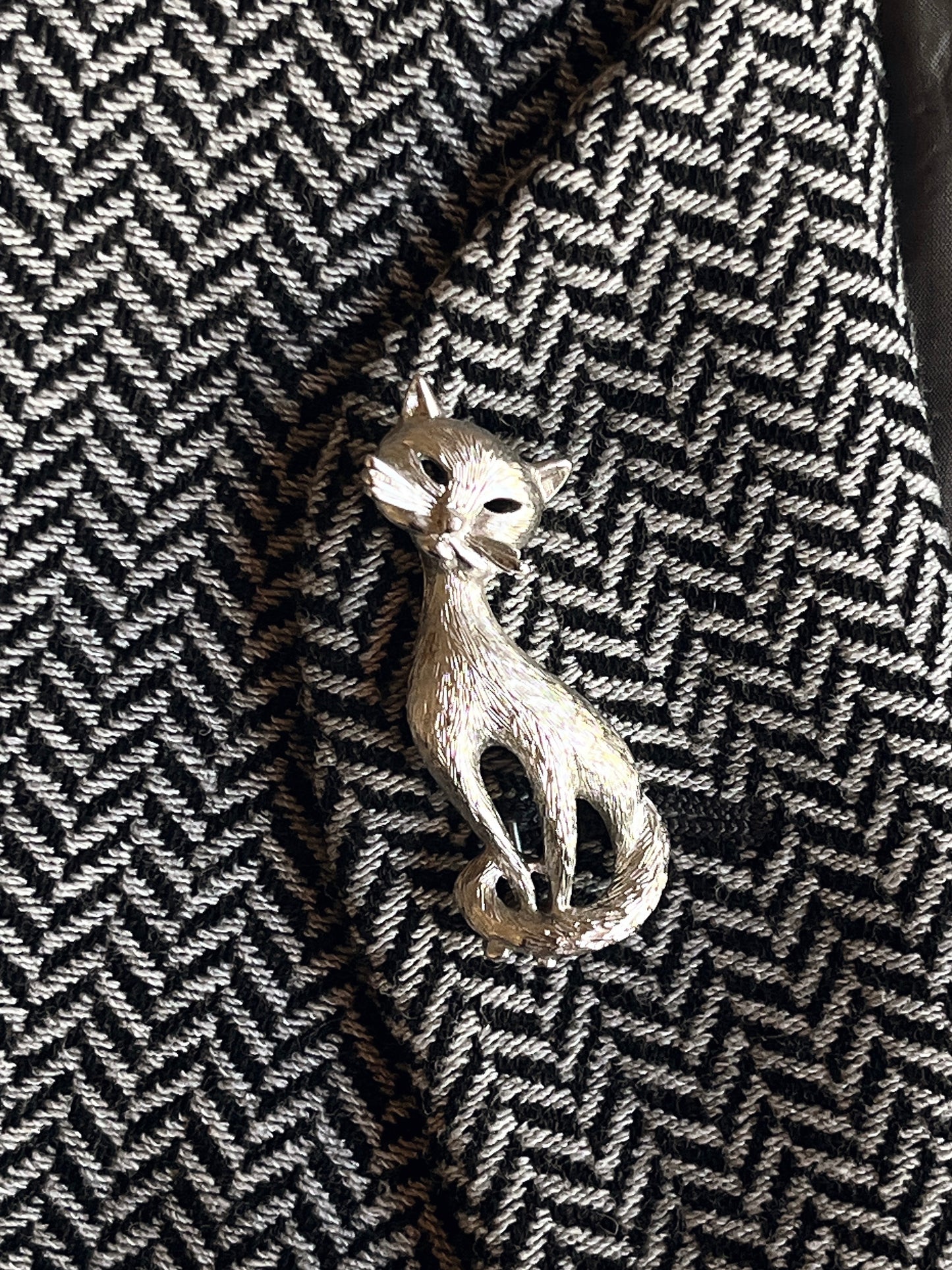 MONET vintage cat brooch