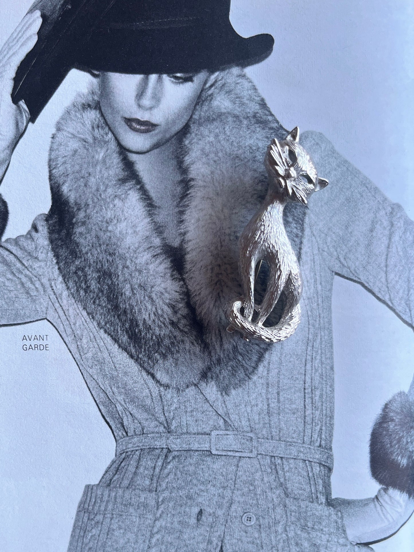 MONET vintage cat brooch