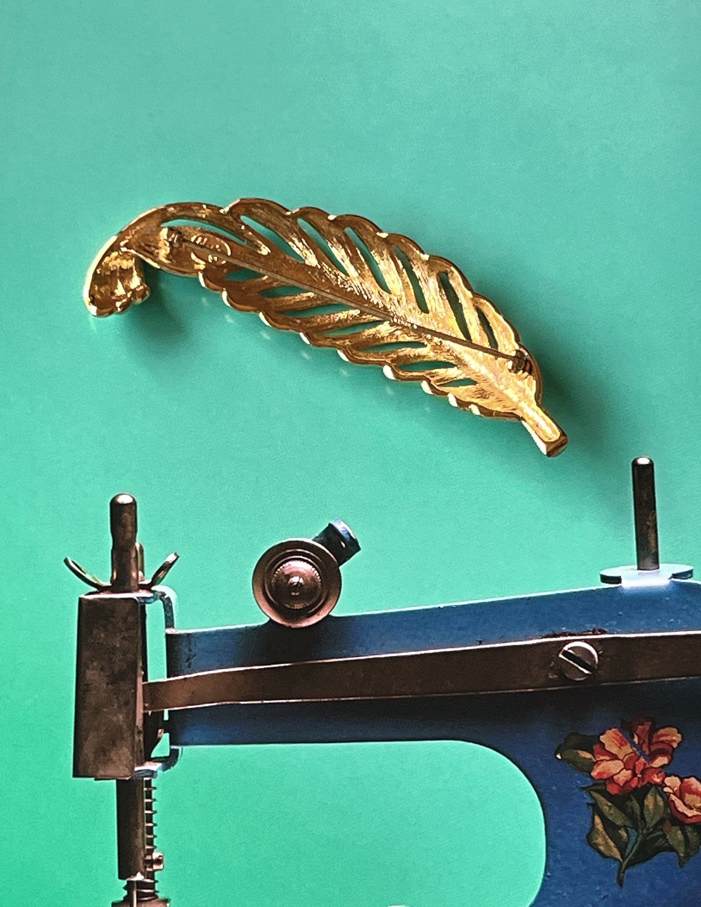 Napier vintage feather brooch