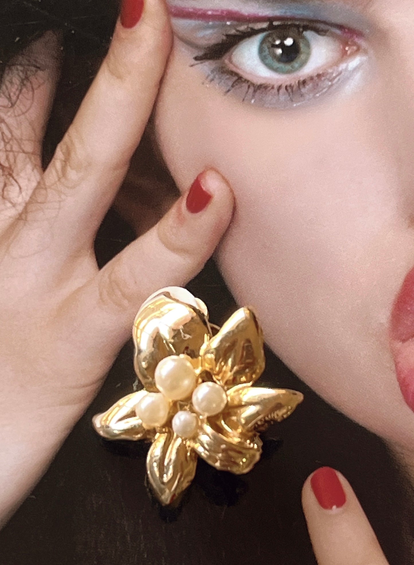 vintage pearl flower earrings