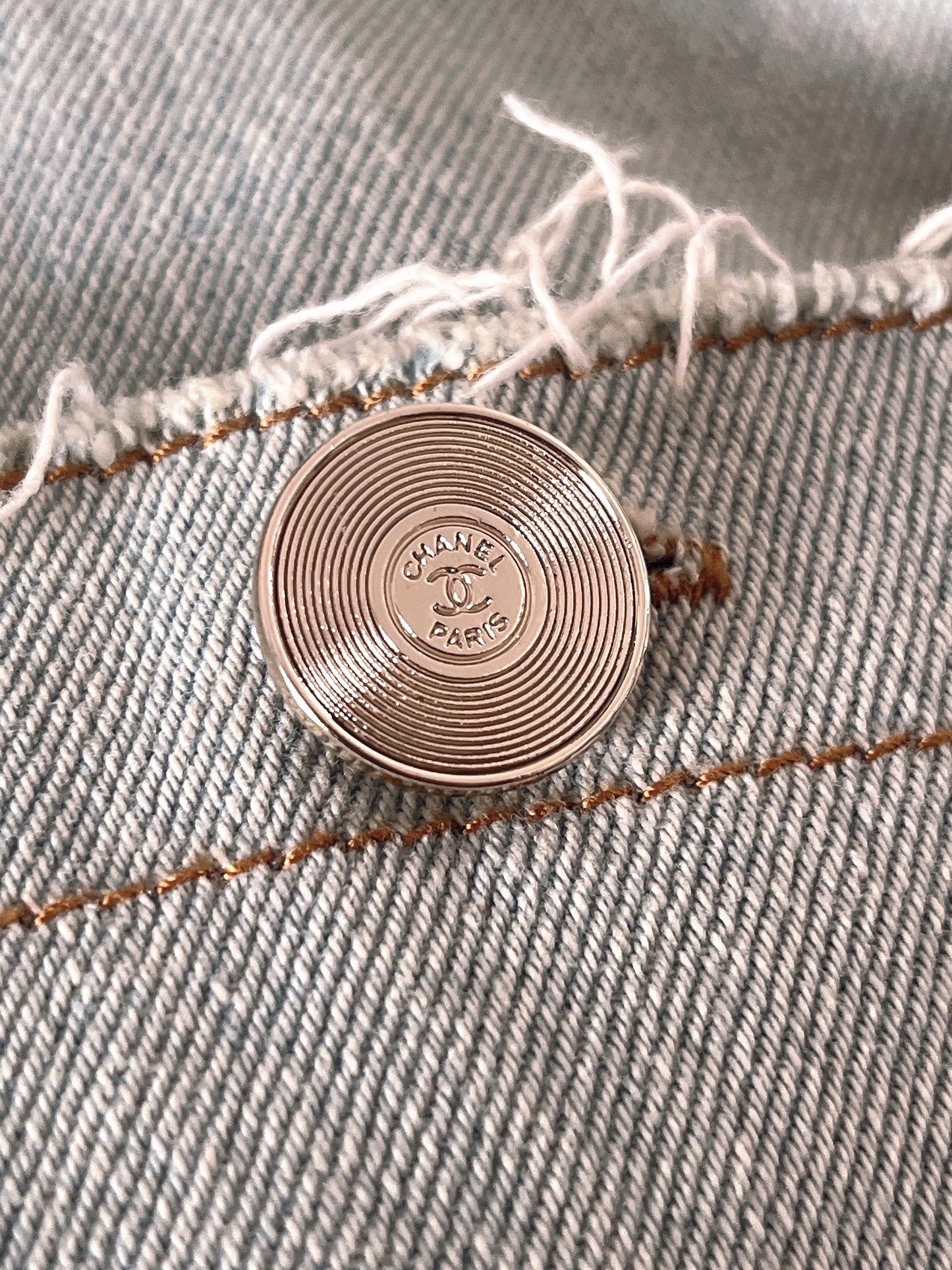 CHANEL 2019 denim jacket
