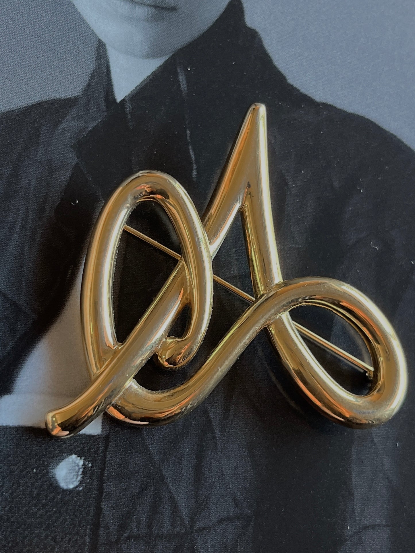 Monet vintage brooch