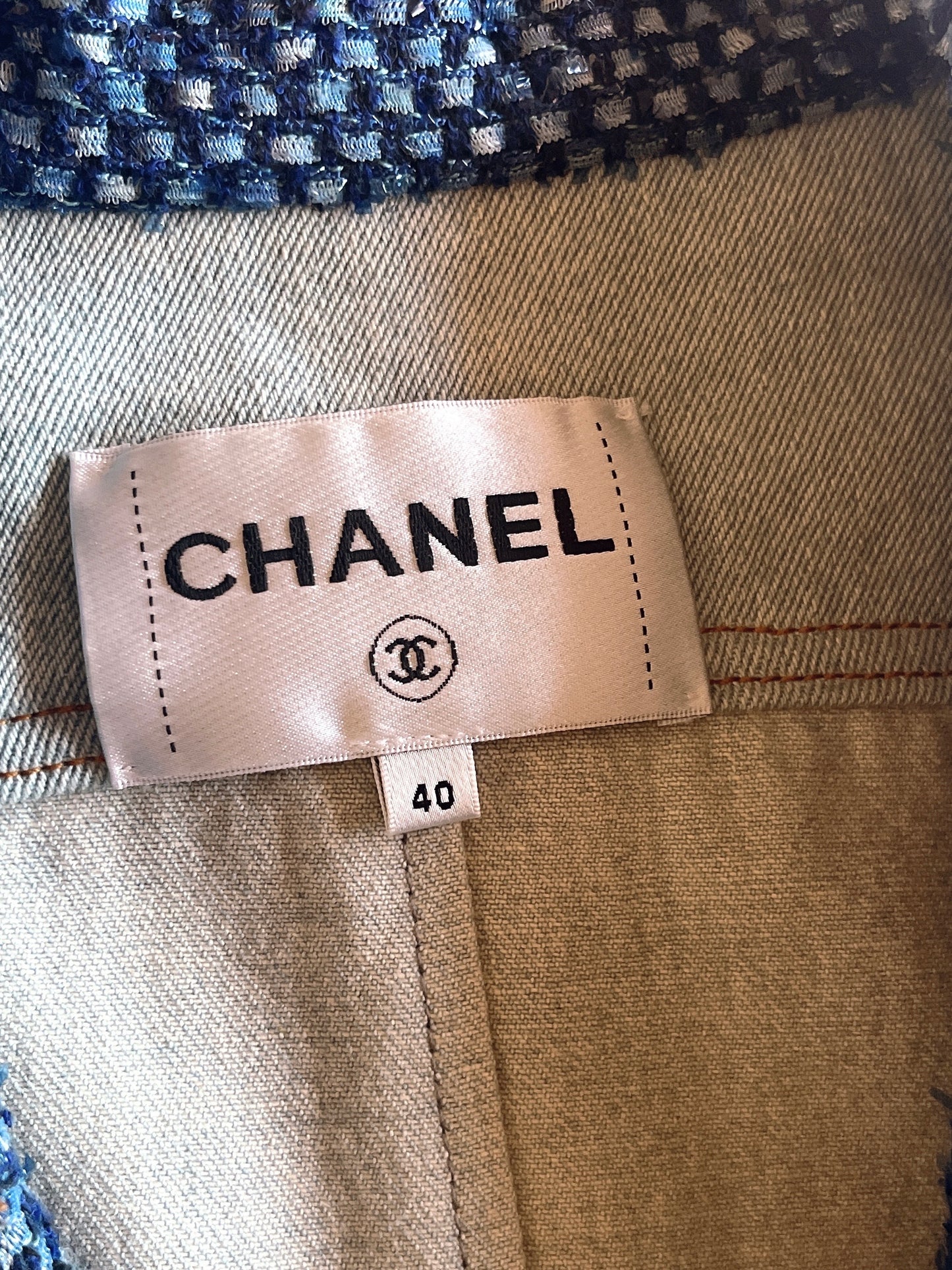 CHANEL 2019 denim jacket