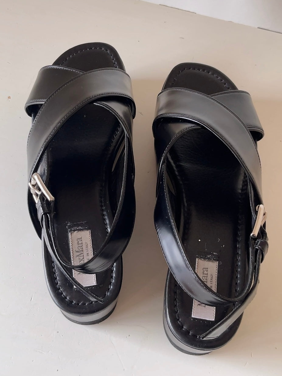 Max Mara black leather sandals