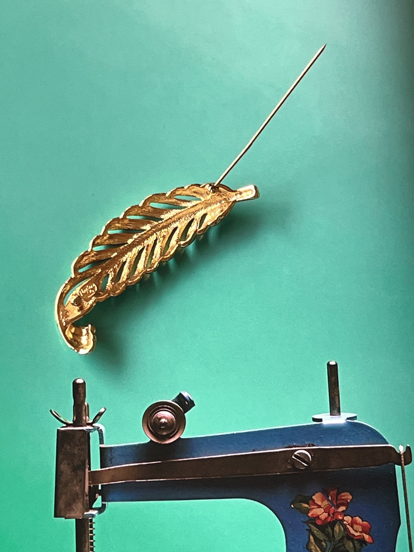 Napier vintage feather brooch