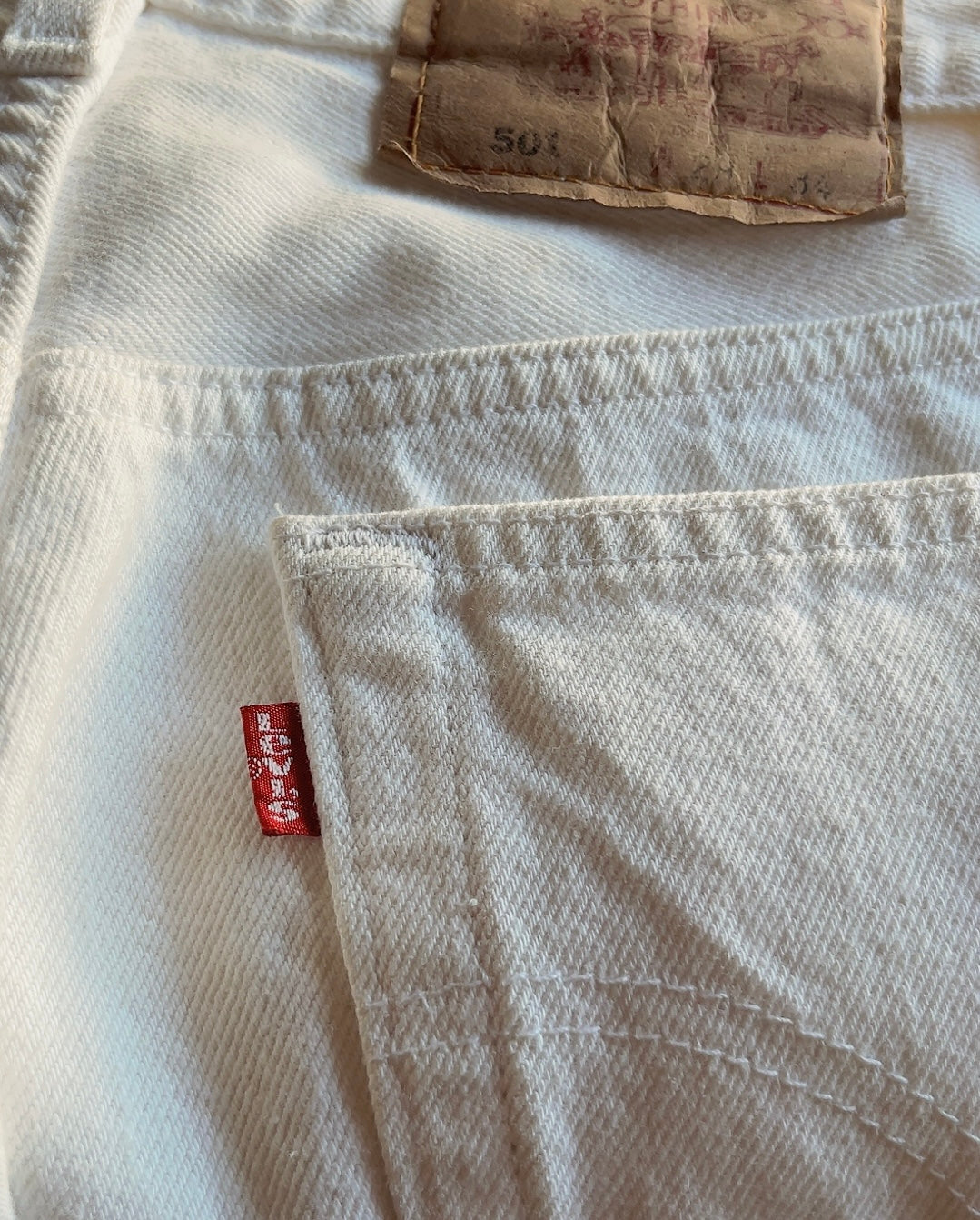 Levi's 501 cut-off white denim