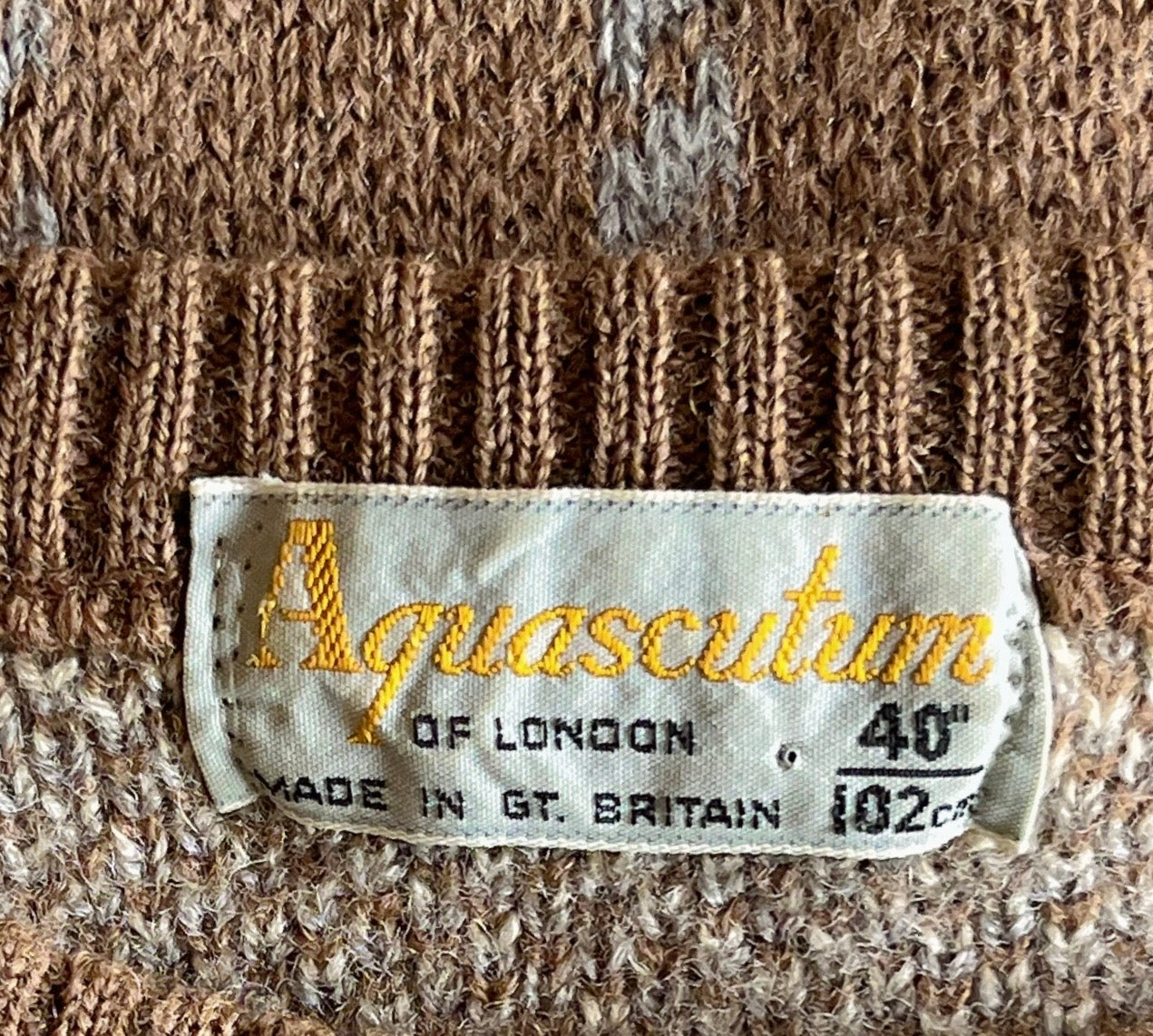 Aquascutum vintage check sweater