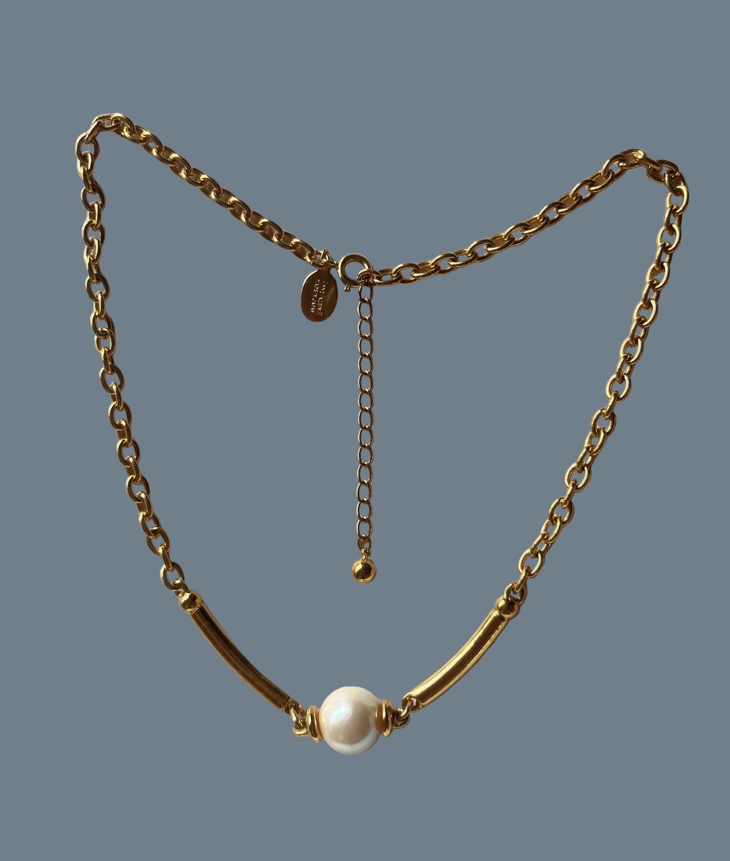 vintage Anne Klein pearl necklace