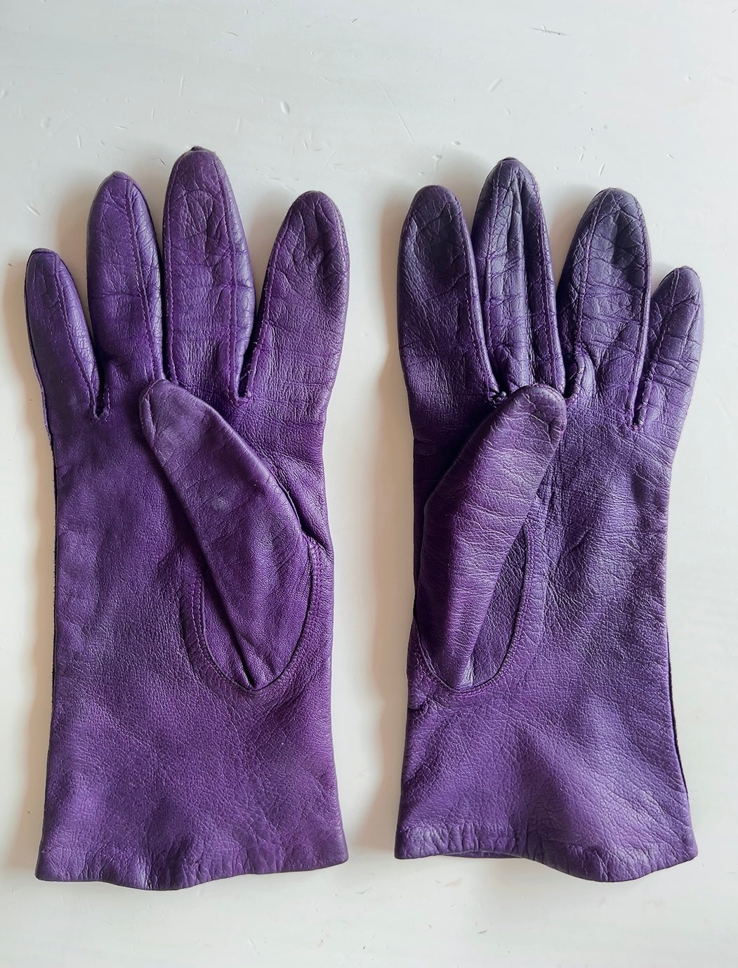vintage purple leather gloves