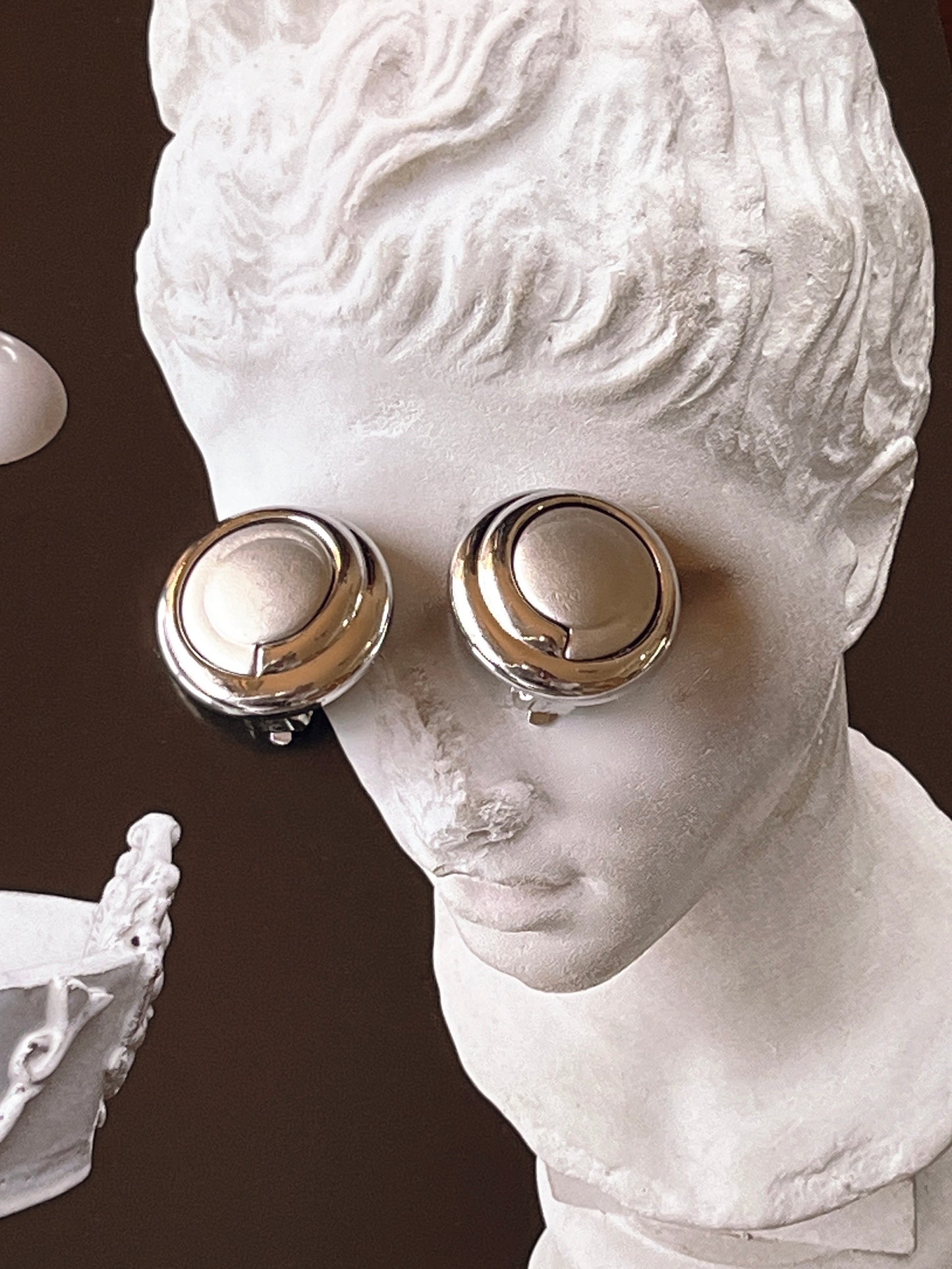 Nina Ricci earrings