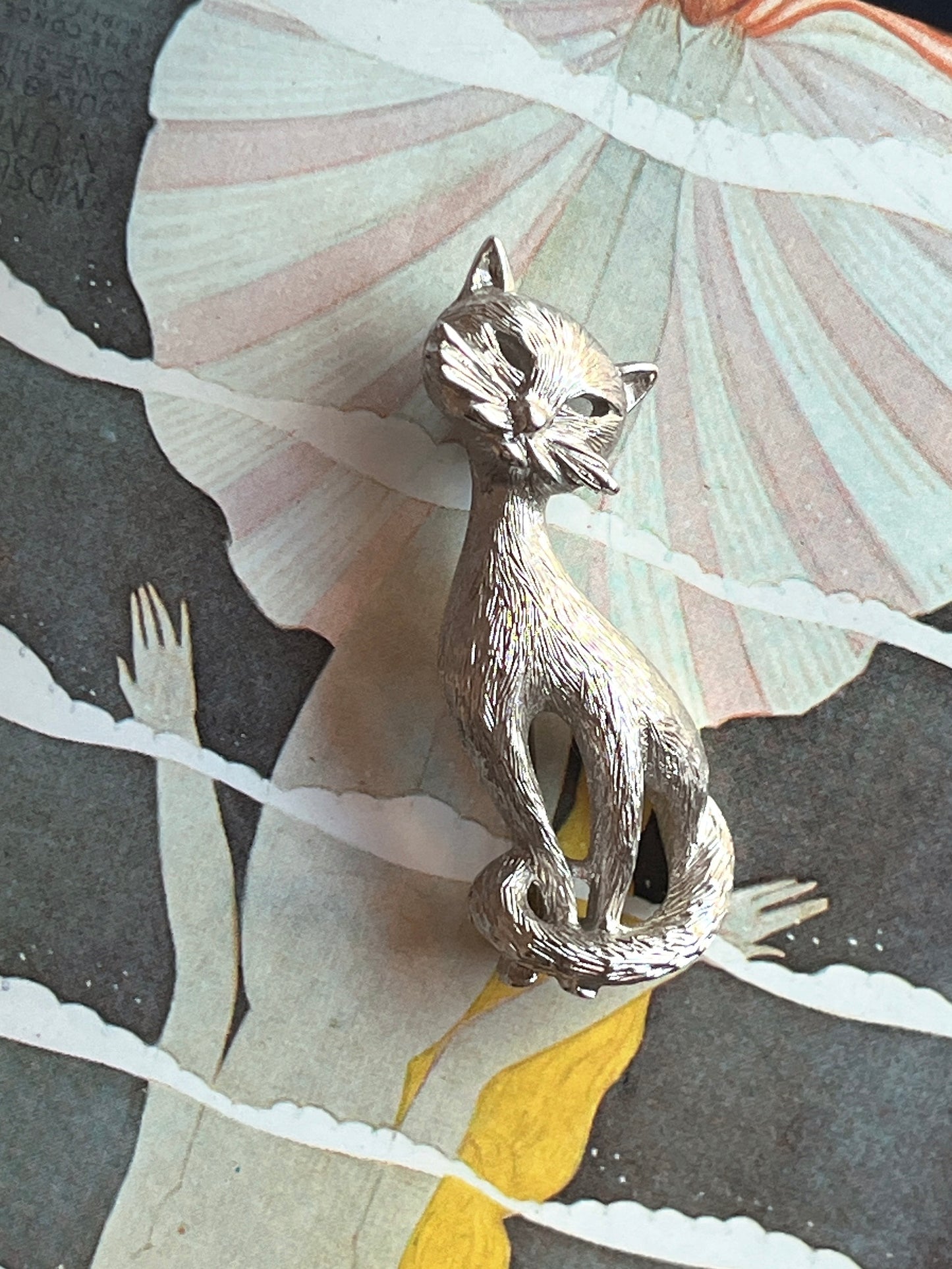 MONET vintage cat brooch