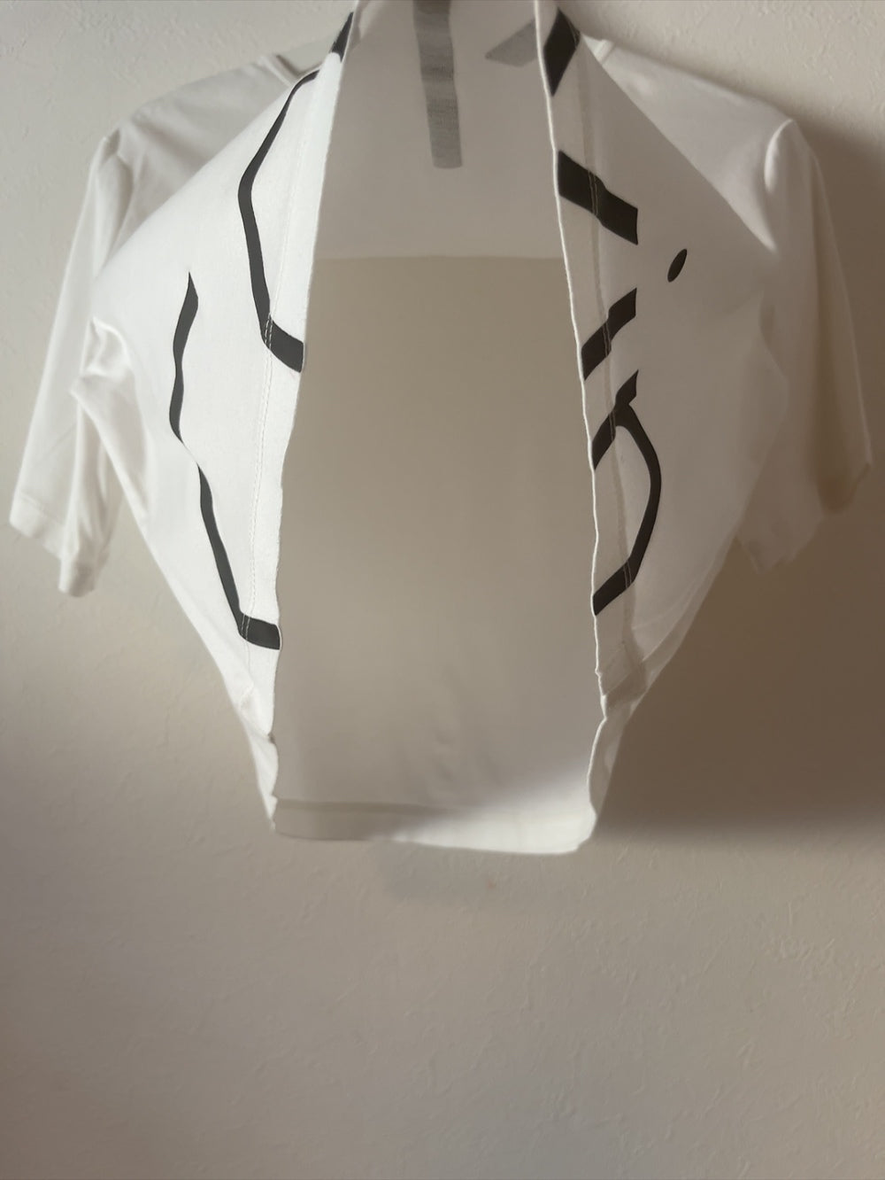 CALVIN KLEIN b&w cropped T-shirt