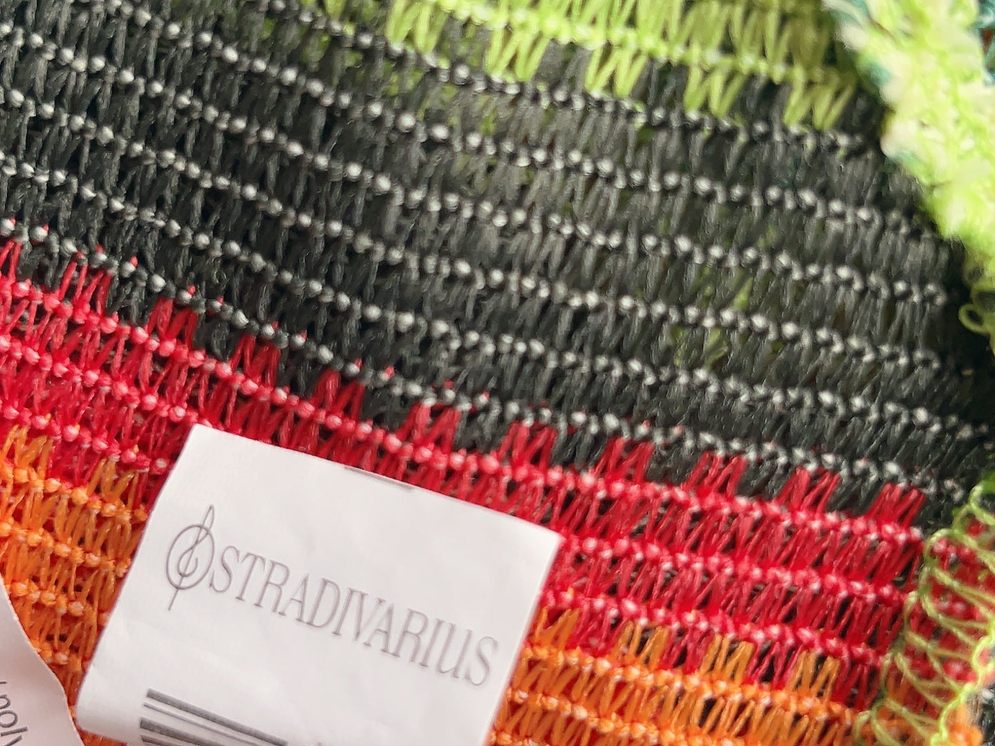 STRADIVARIUS remade mesh tank top